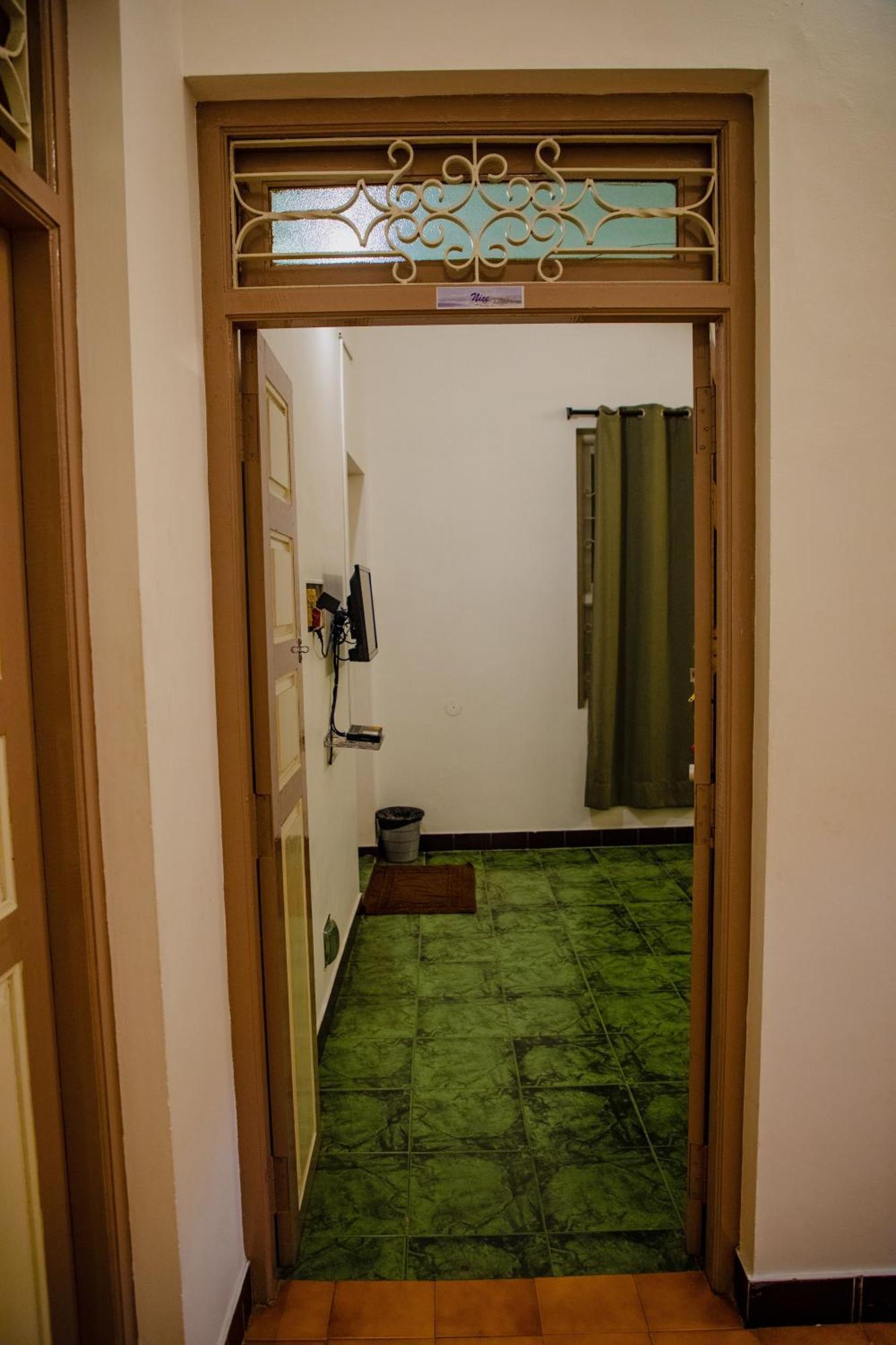 מלון פונדיצ'רי Maison Blanche Near Rock Beach מראה חיצוני תמונה