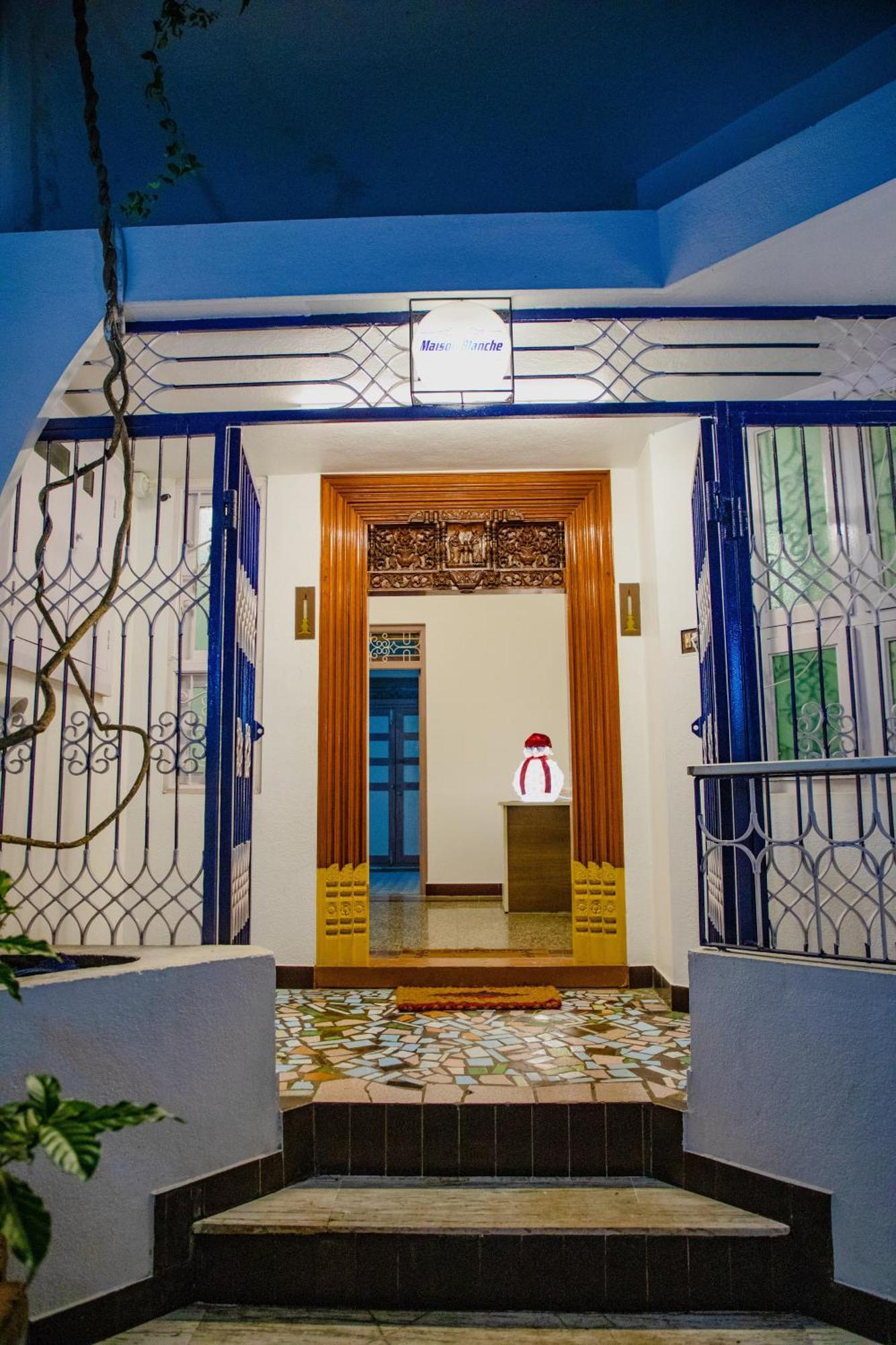 מלון פונדיצ'רי Maison Blanche Near Rock Beach מראה חיצוני תמונה